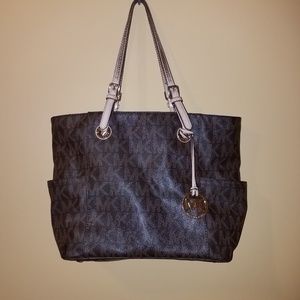 Michael Kors Signature Shoulder Bag